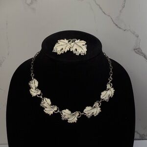 Vintage SAC “Whispering Leaves” Botanical Nature Necklace & Clip-On Earrings Set